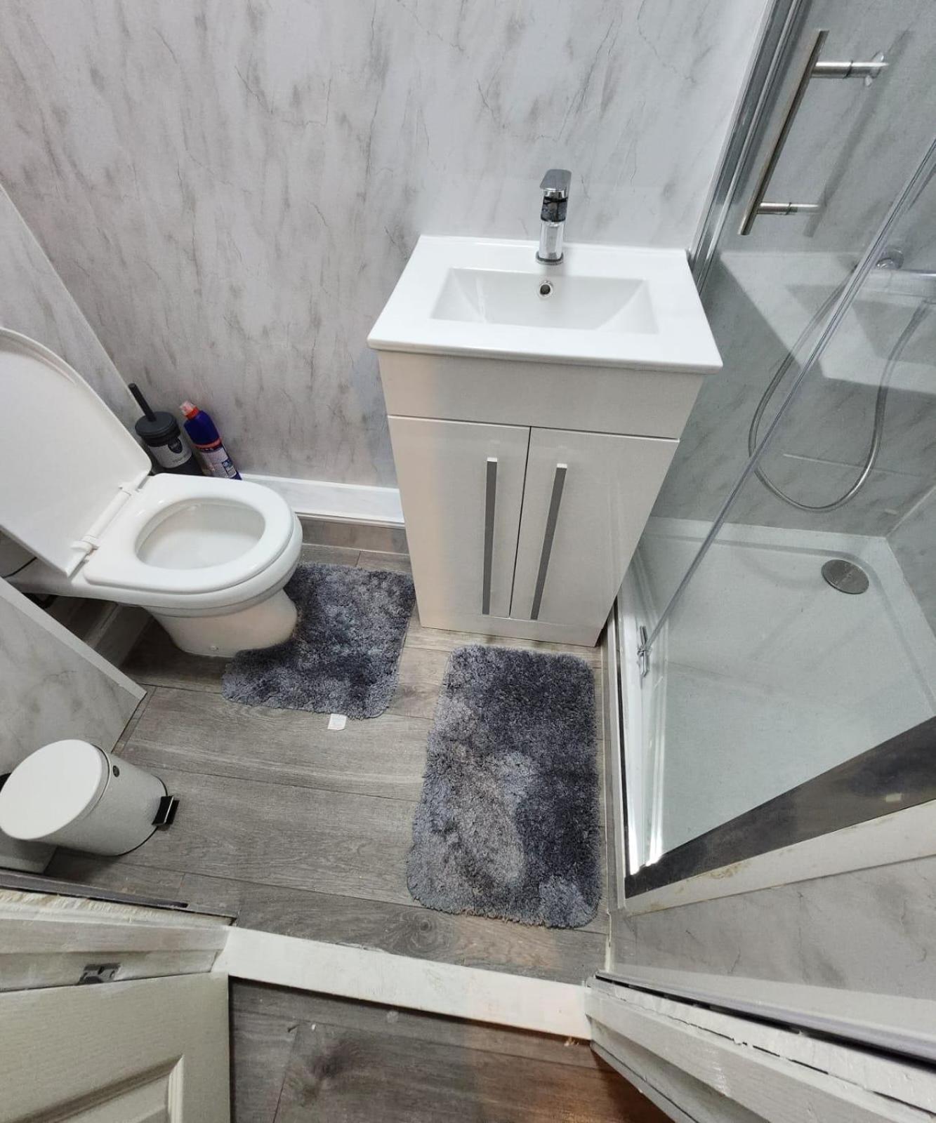 New Deluxe Studio Apt-2 ロンドン 部屋 写真